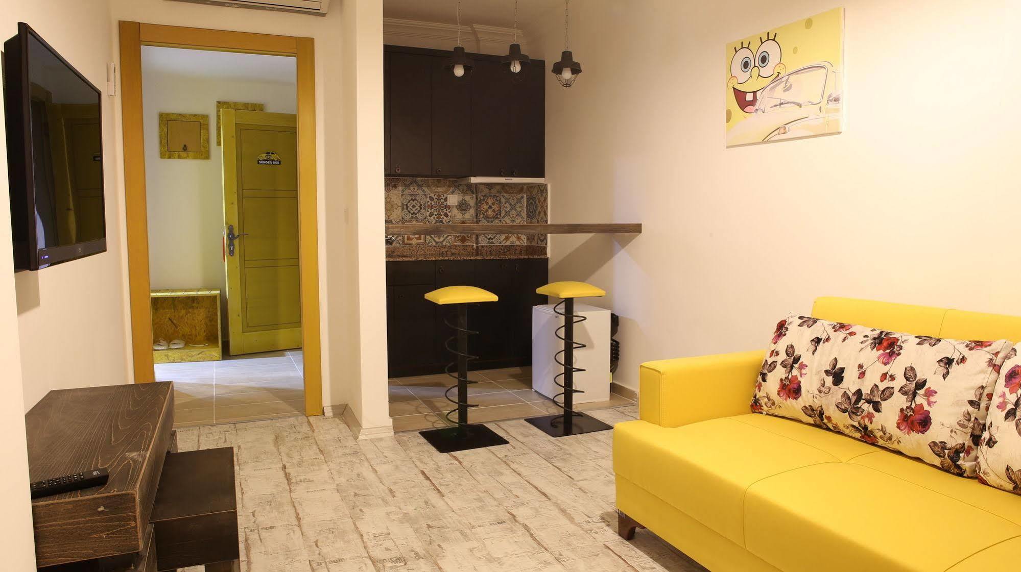 Voswos Garage Coffee Hotel 安塔利亚 外观 照片