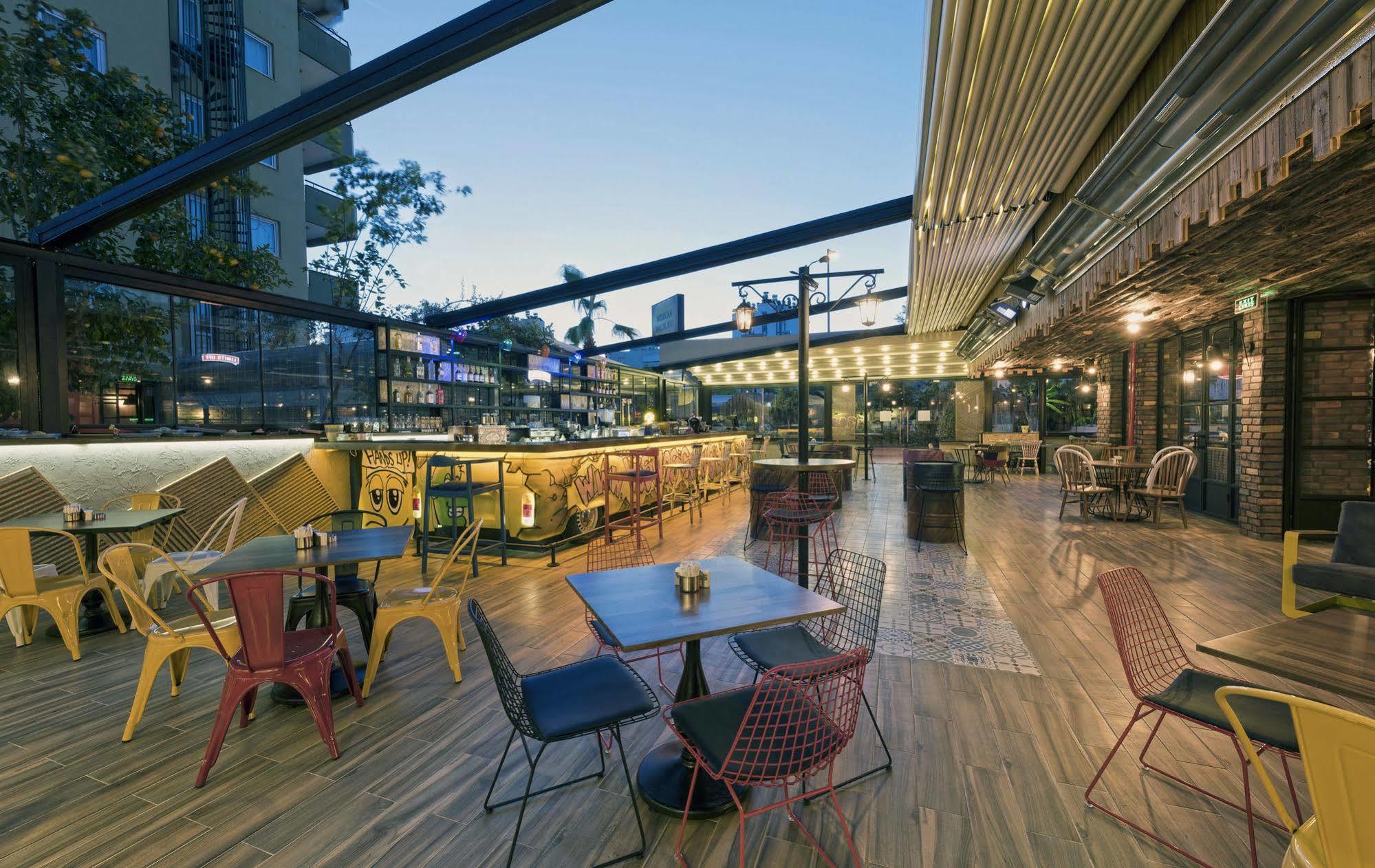 Voswos Garage Coffee Hotel 安塔利亚 外观 照片