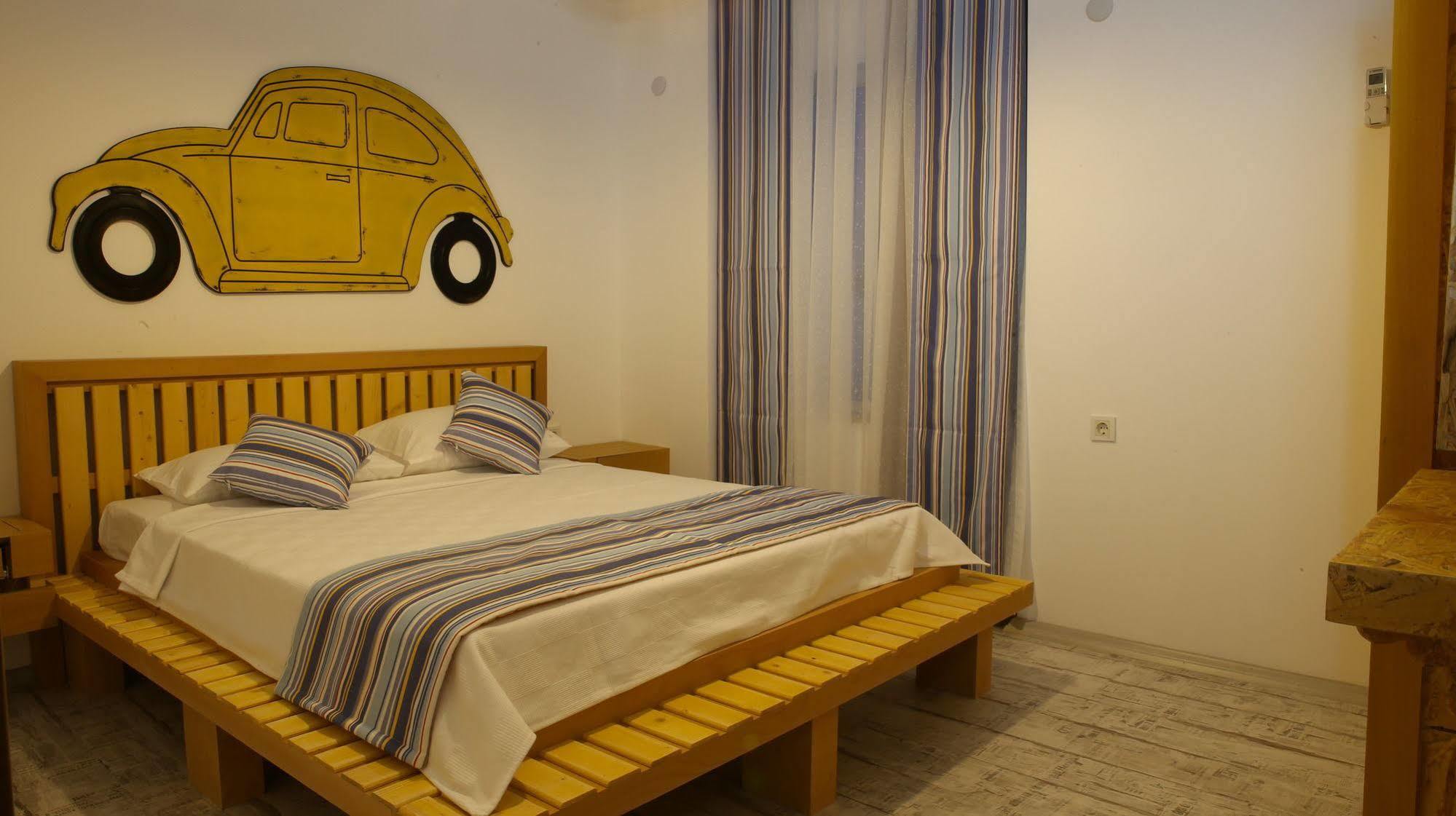Voswos Garage Coffee Hotel 安塔利亚 外观 照片
